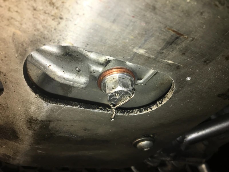 Oil drain plug threads Page 3