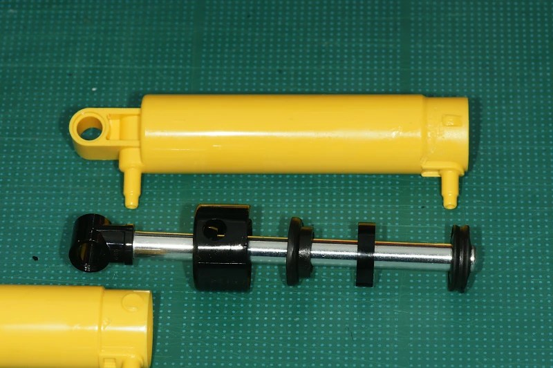 Pneumatic Cylinder Disassembly & Lubrication Findings LEGO Technic