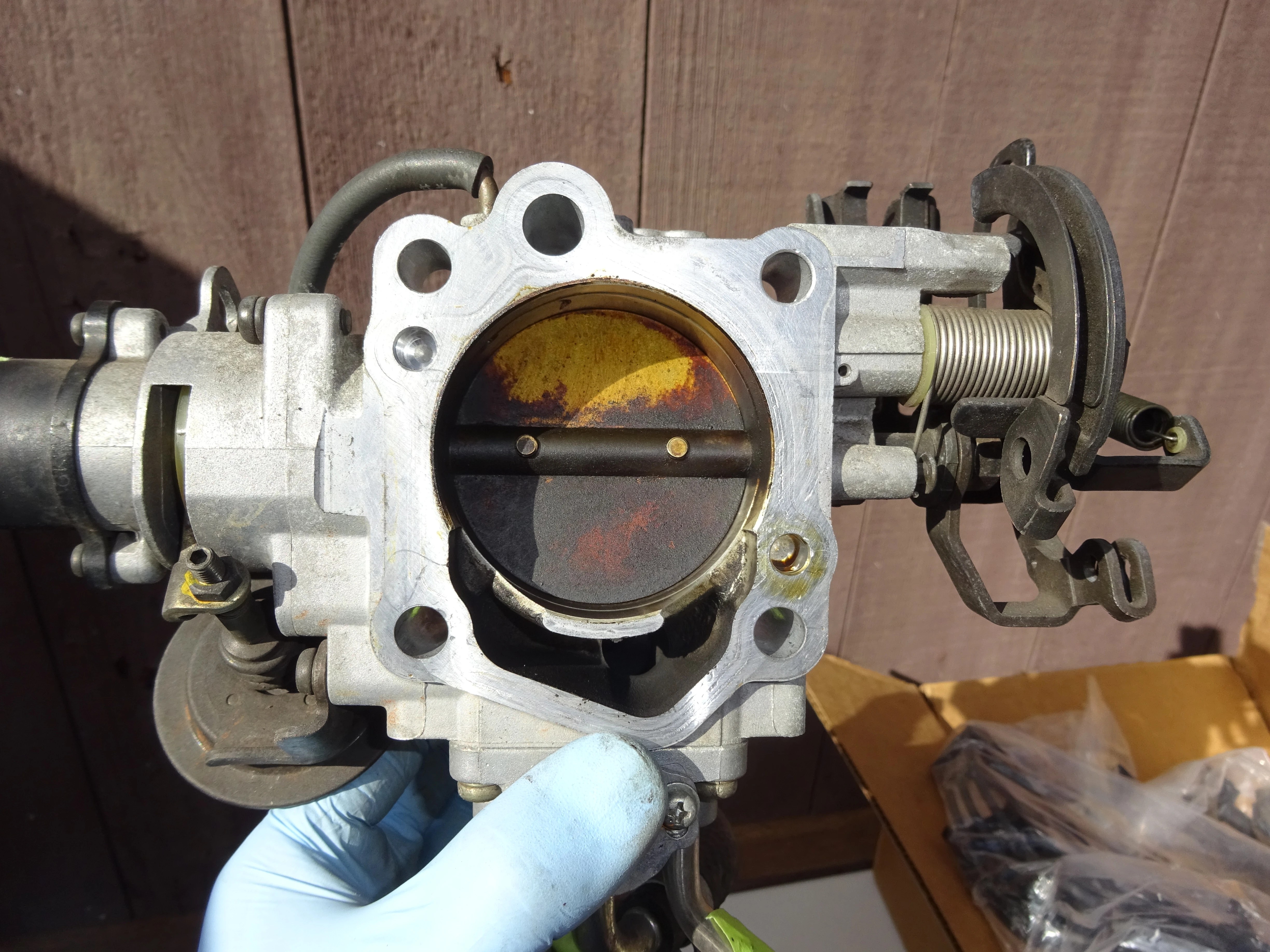 Doing my rear valve cover gasket, Yikes! Toyota Nation Forum