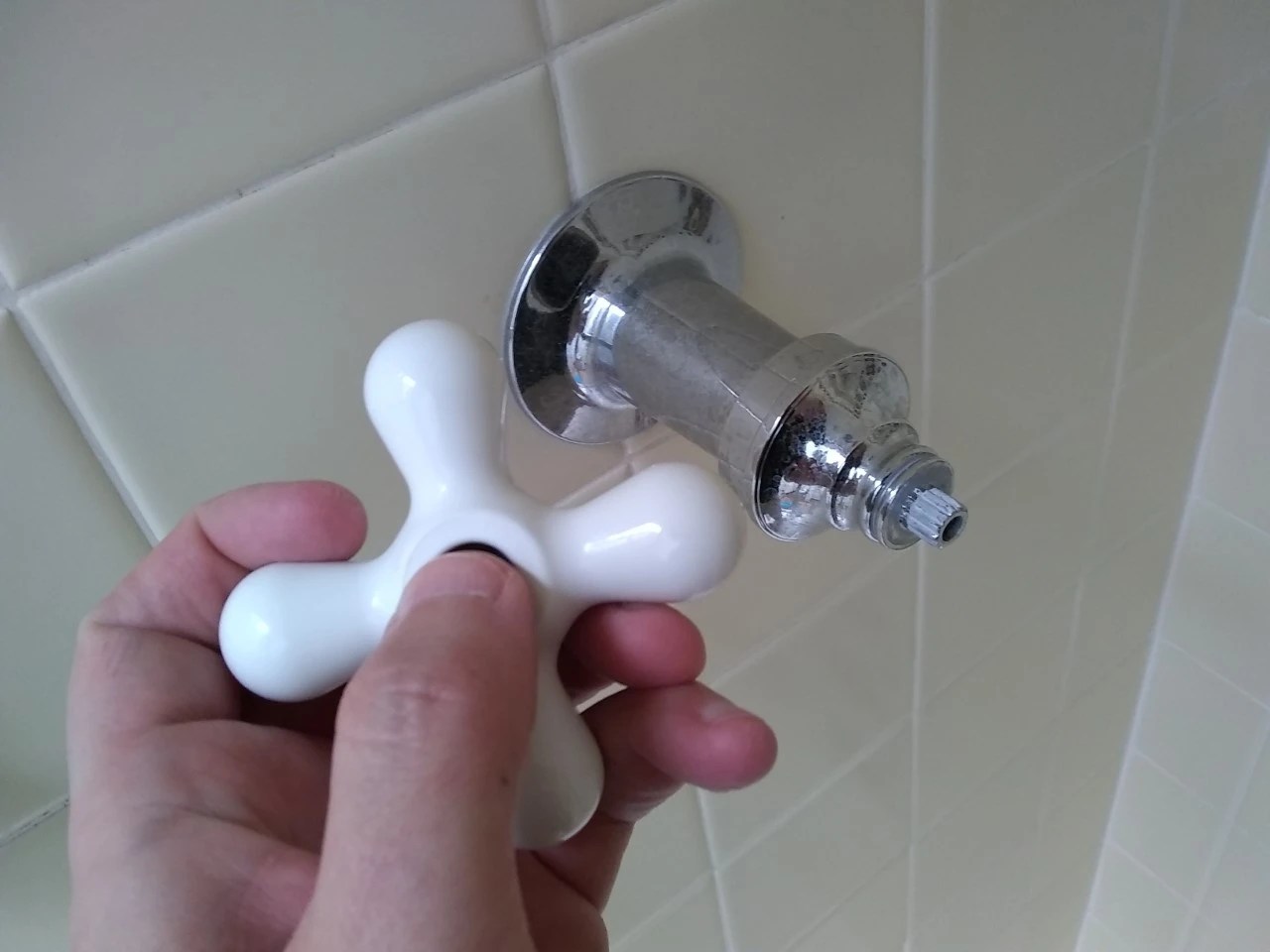 How to remove escutcheon cap/handle base? Plumbing Forums