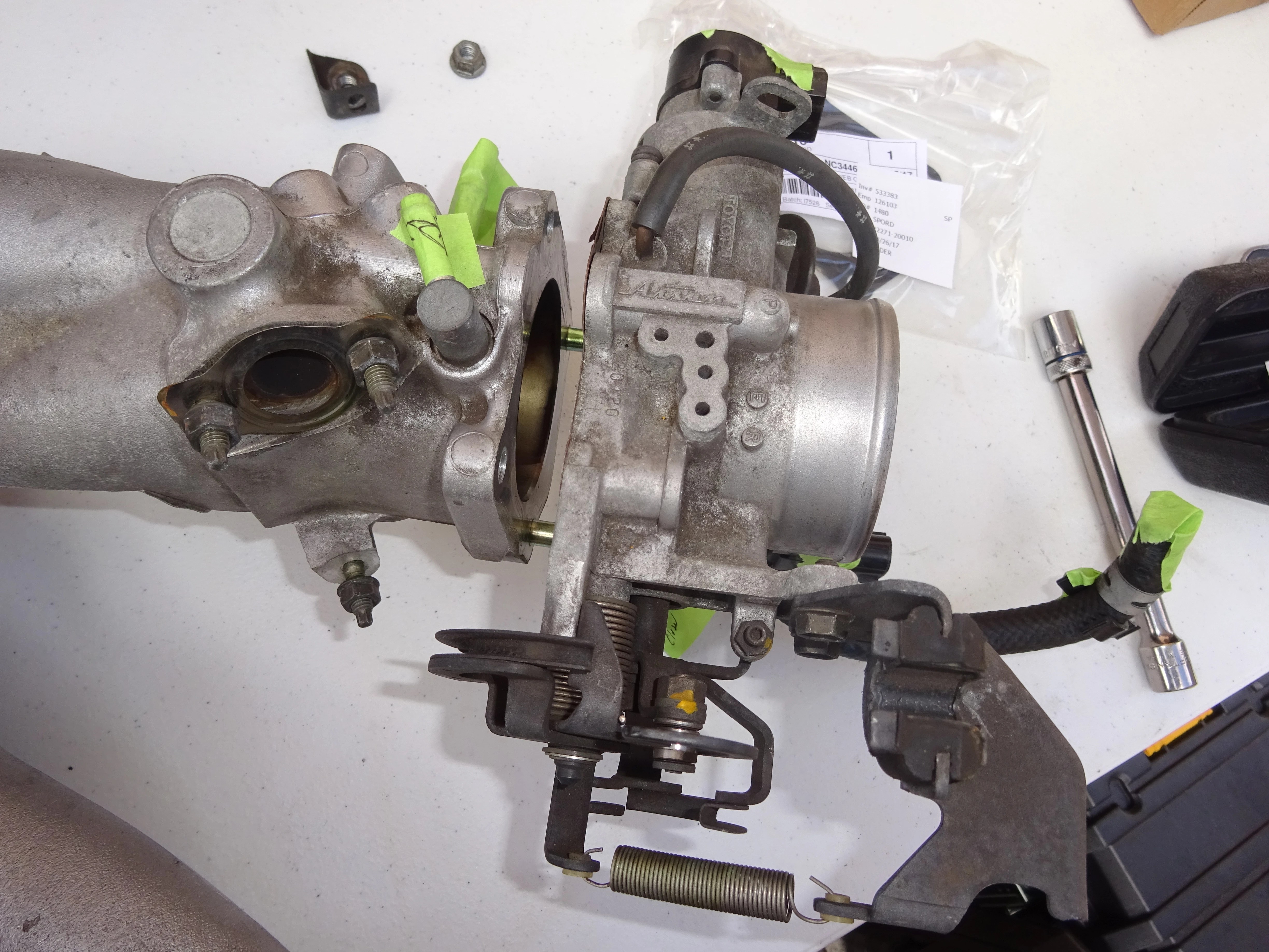 Doing my rear valve cover gasket, Yikes! Toyota Nation Forum