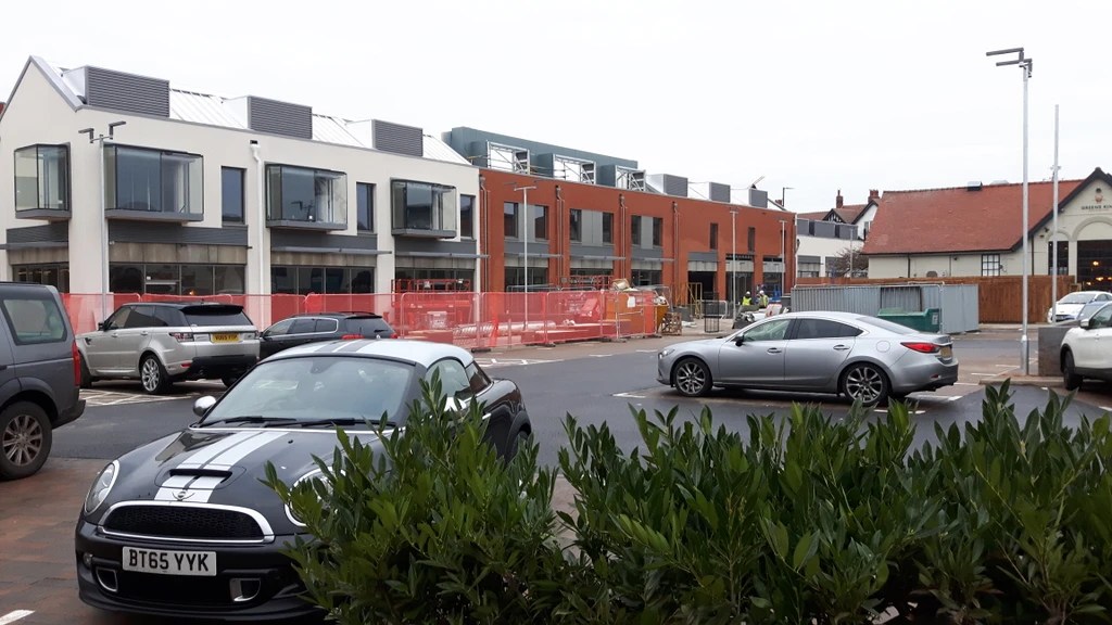 Mulberry Walk Lichfield Road Mere Green Retail Comp. Page 4