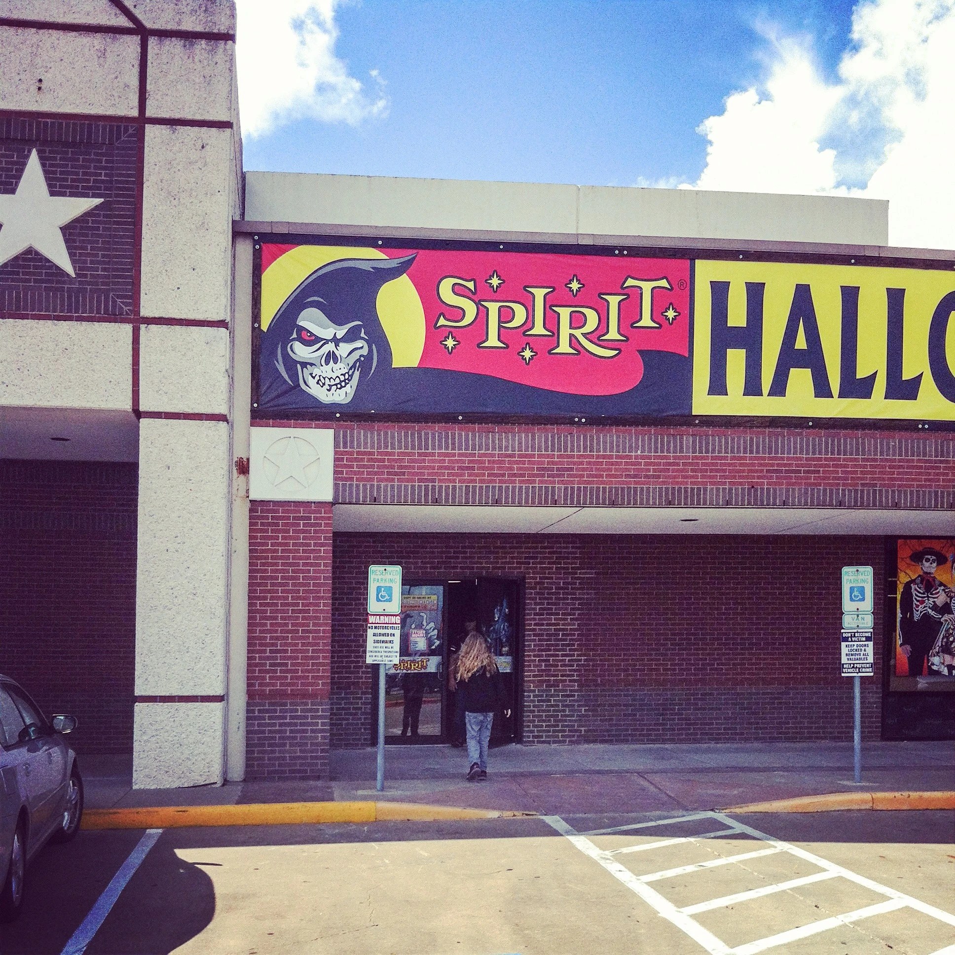 2014 Halloween Mdse Sightings In Stores Page 76