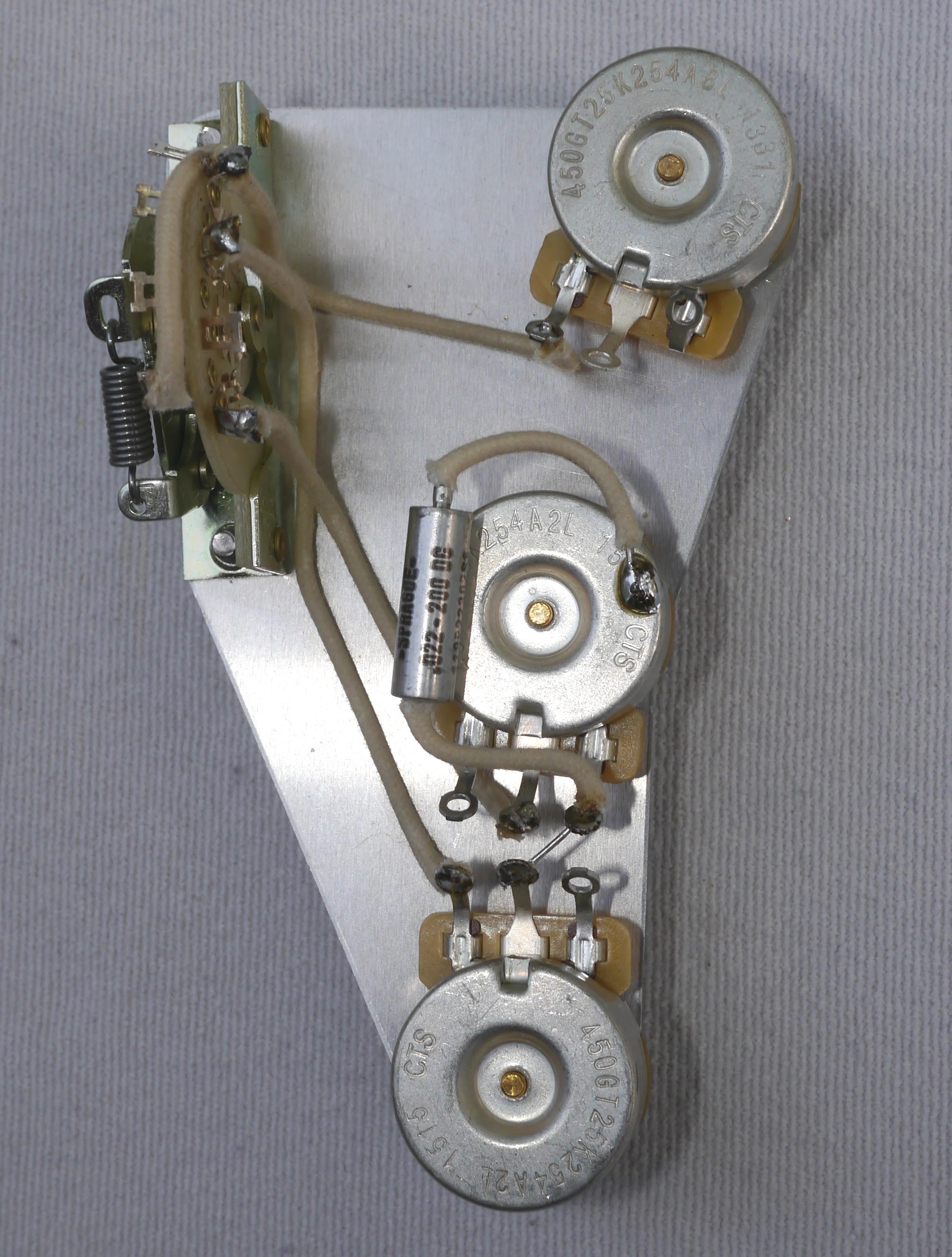 Tone pots not working Fender Stratocaster Guitar Forum