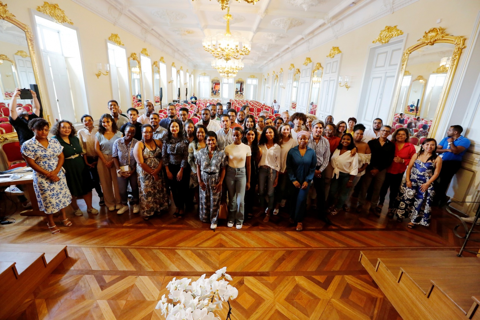 SaintDenis prise de fonction pour les jeunes du conseil municipal