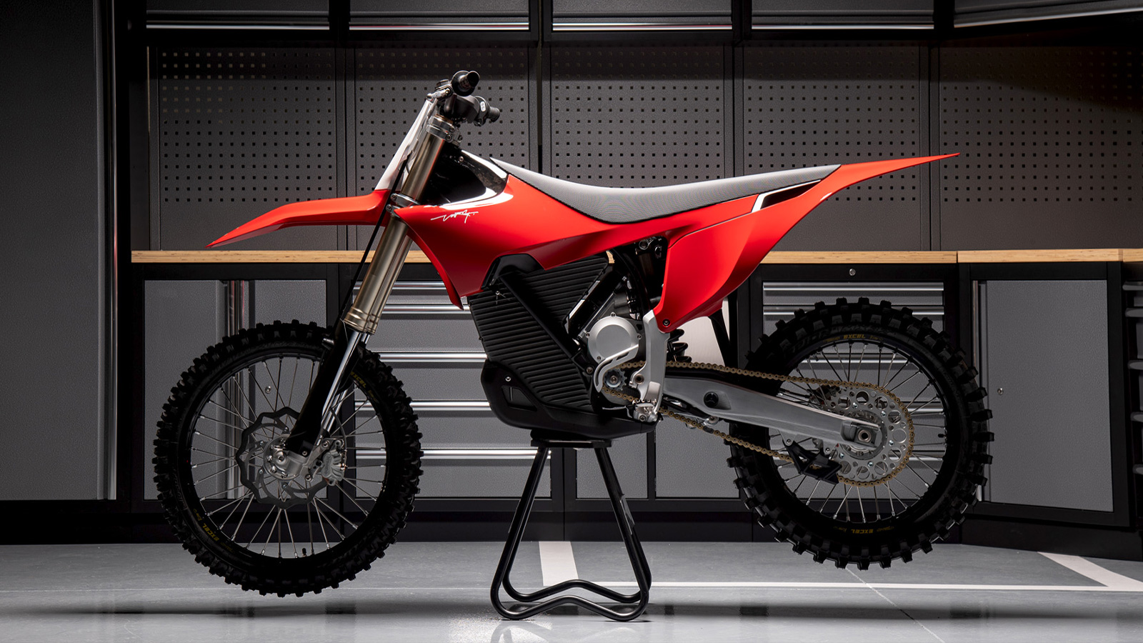 Stark VARG Is An Electric Dirt Bike With An Insane 692 lbft Of Torque