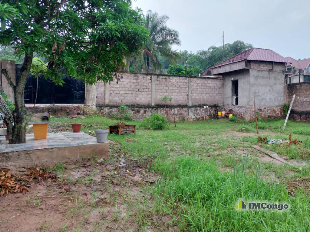 BIENS A VENDRE, Terrain / parcelle, Nombre de chambre(s) peu