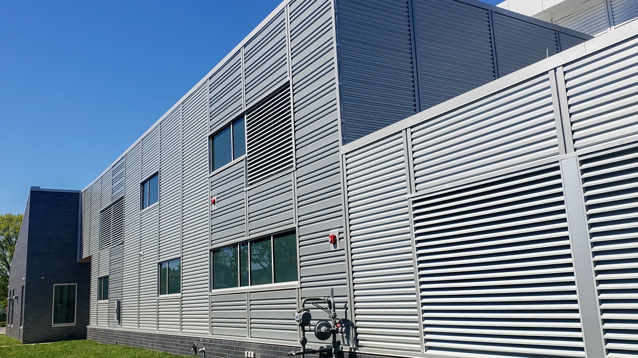 xCLAD Extruded Aluminum Trim IMETCO