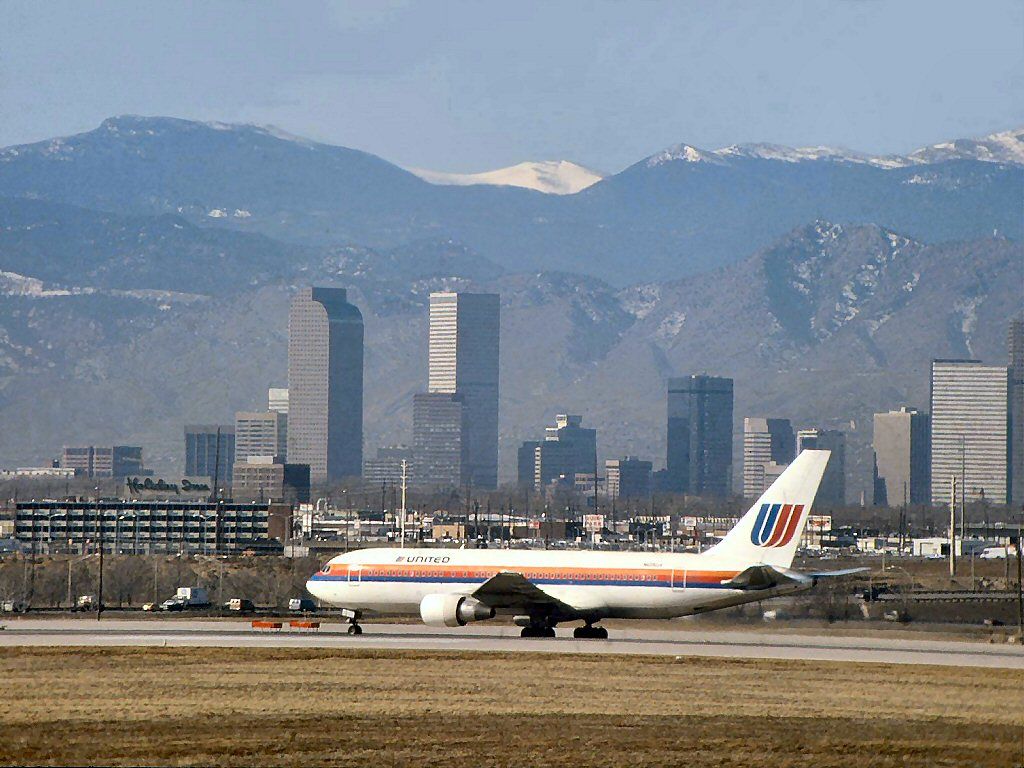 Review Thursday Stapleton International Airport I'm from Denver