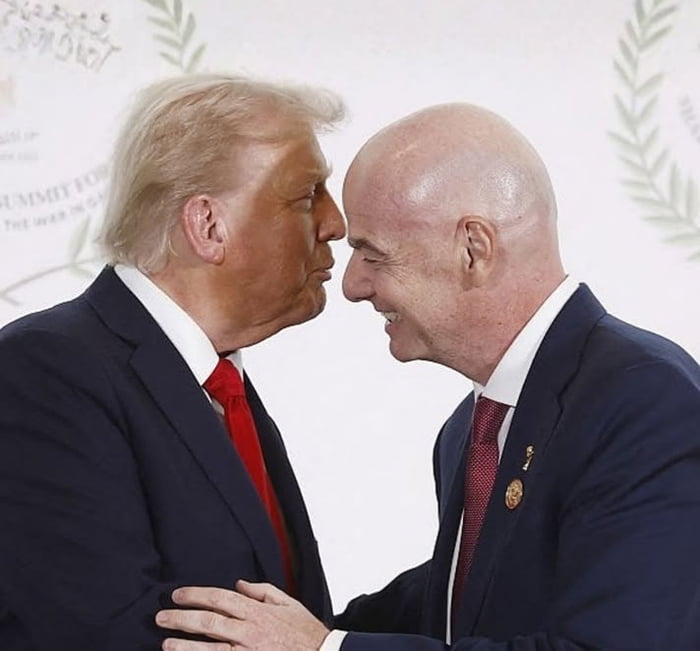 Cute bromance