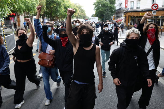 Who to blame? When your government fails, go to the streets?
