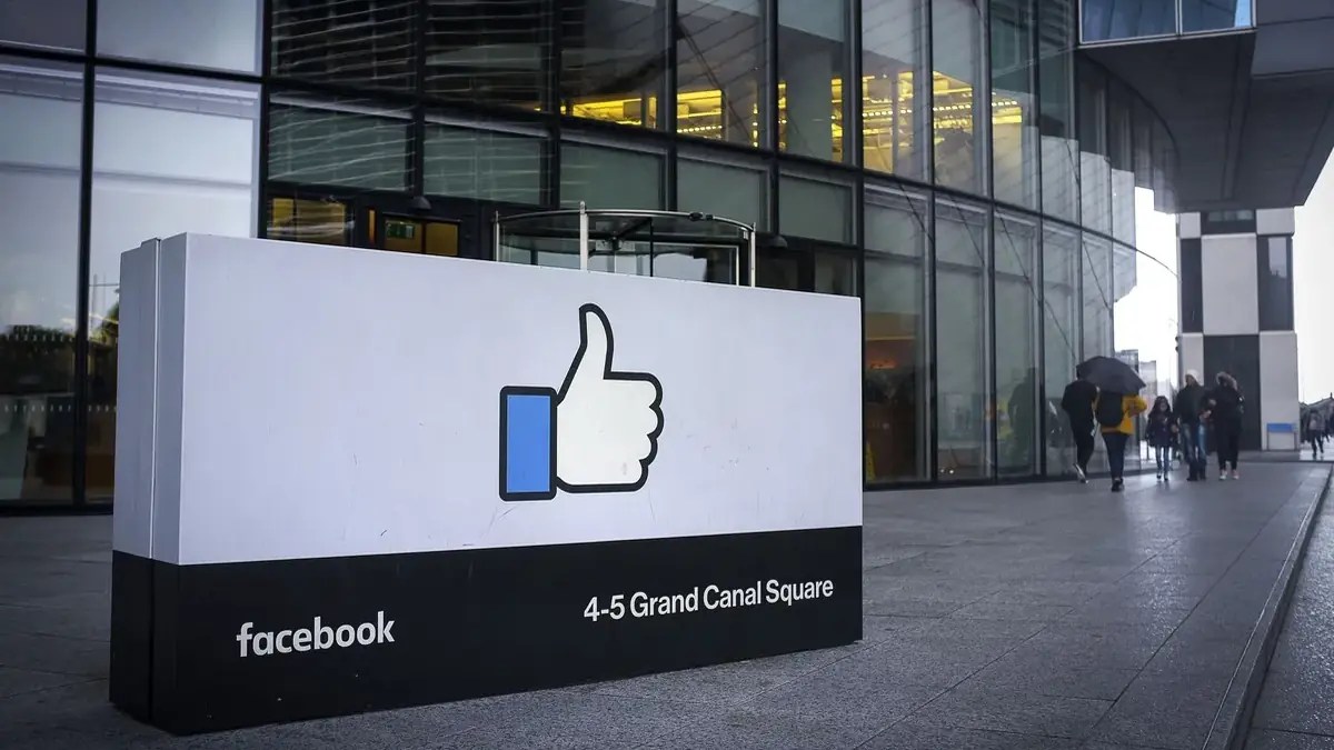 Copiercoller ce message pour protéger ses données sur Facebook ne sert