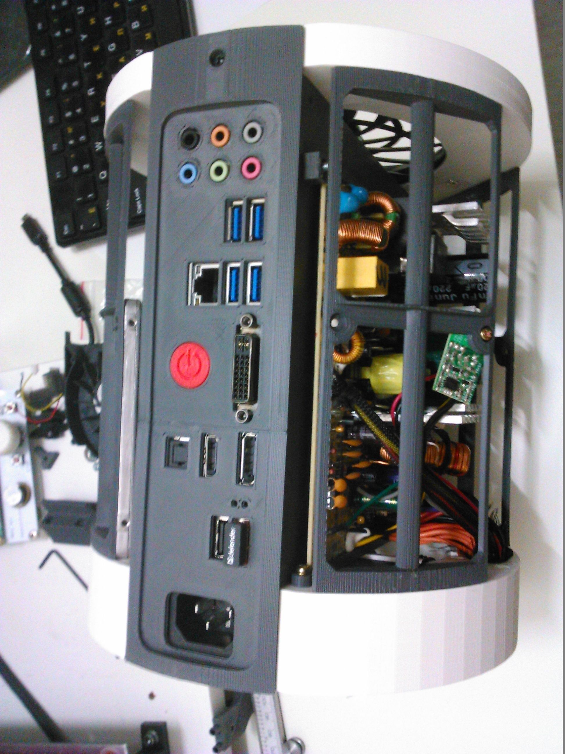 Full Printable ITX Case Mac Pro 2013 style 3D Model 3D printable .stl
