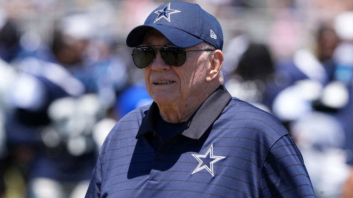 Jerry Jones makes shocking admission about Micah Parsons March contract
