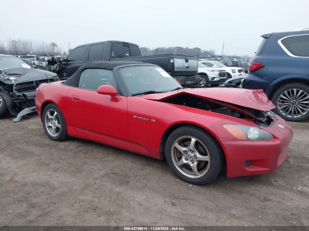 A 498,000-mile Honda S2000 just hit a salvage auction, and it still runs
