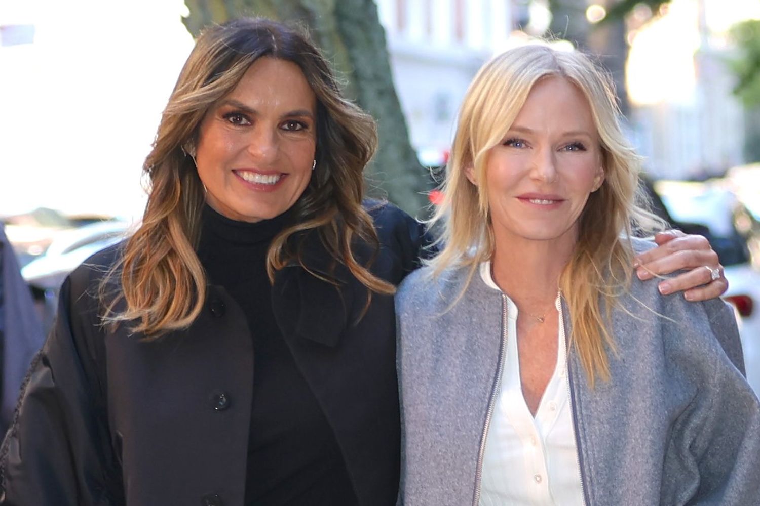 Kelli Giddish shares the 1 thing she regrets not asking Mariska