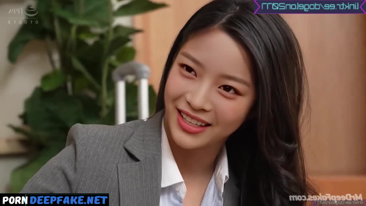 Hanni (하니) preview - ThotDeep