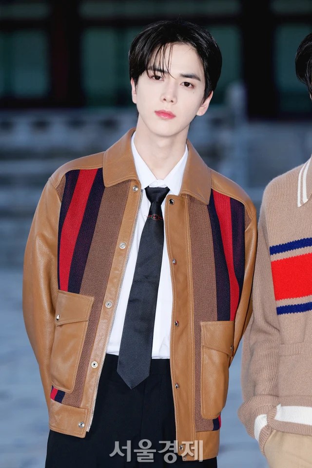 [閒聊] 今日景福宮GUCCI早春時裝秀(男明星) PTT推薦 KoreaStar