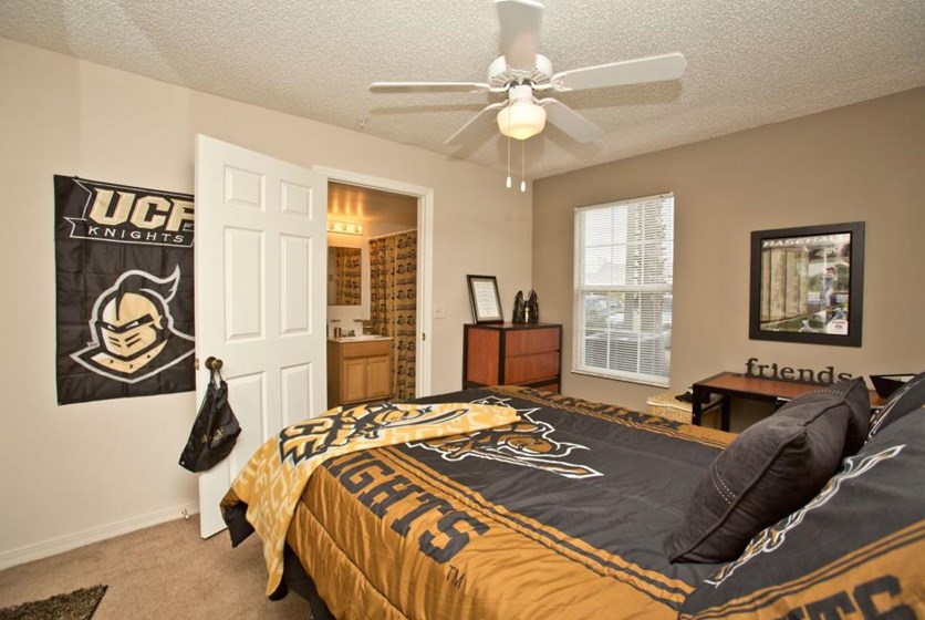 Knights Circle Apartments UCF Orlando