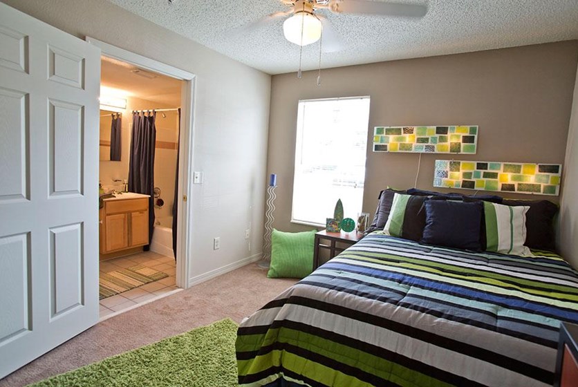 Knights Circle Apartments UCF Orlando