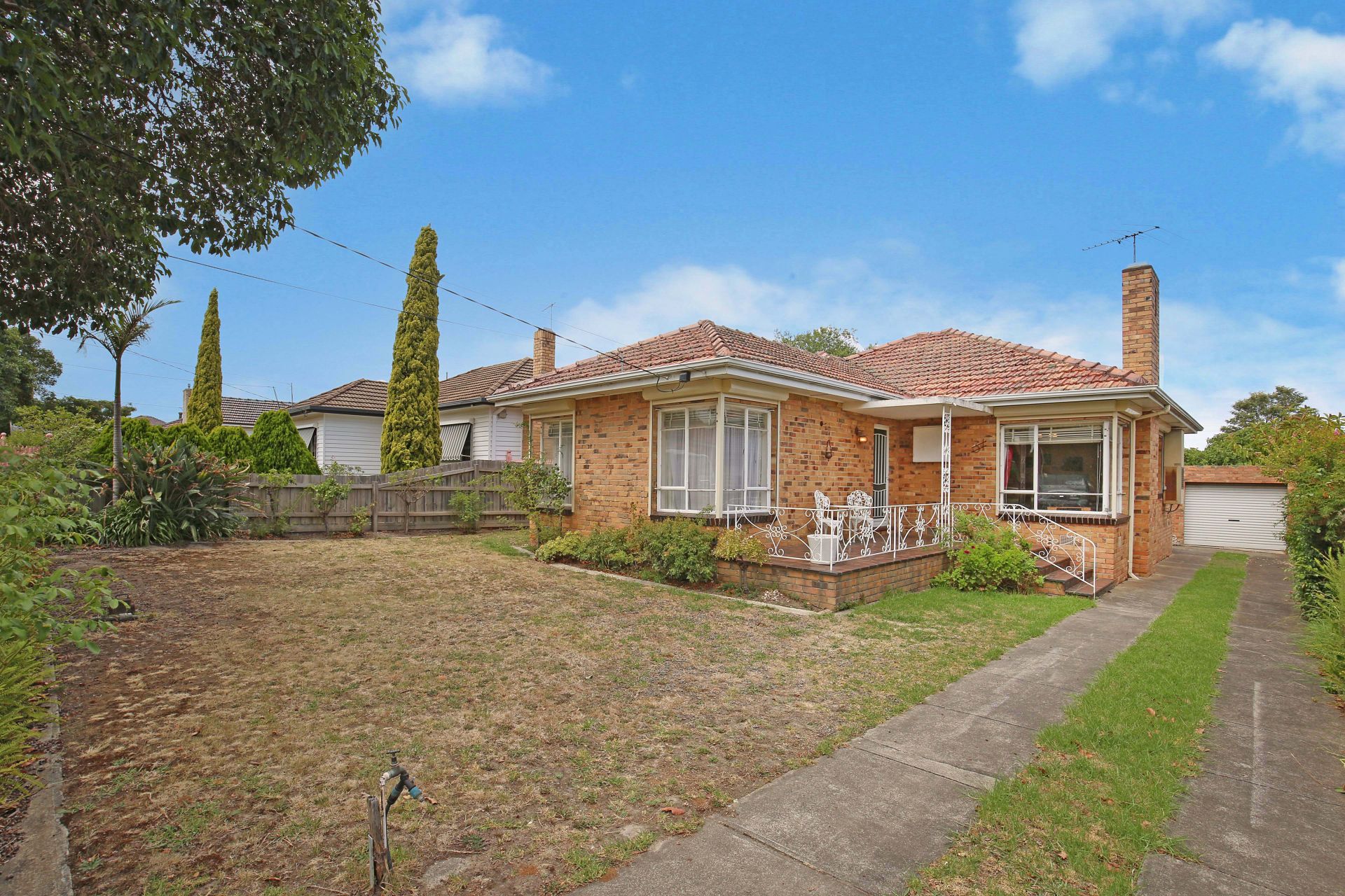 Real Estate For Sale 31 Locksley Avenue Reservoir , VIC