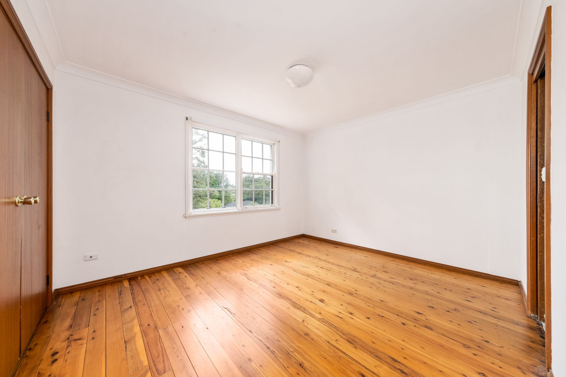 34 Romney Road, ST IVES McConnell Bourn Pty Ltd