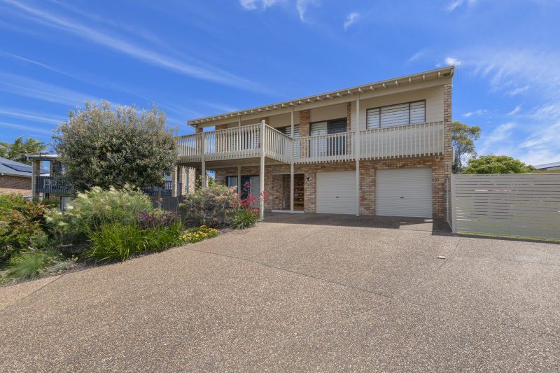 One Agency Eastlakes Real Estate For Lease 6 North Close Caves