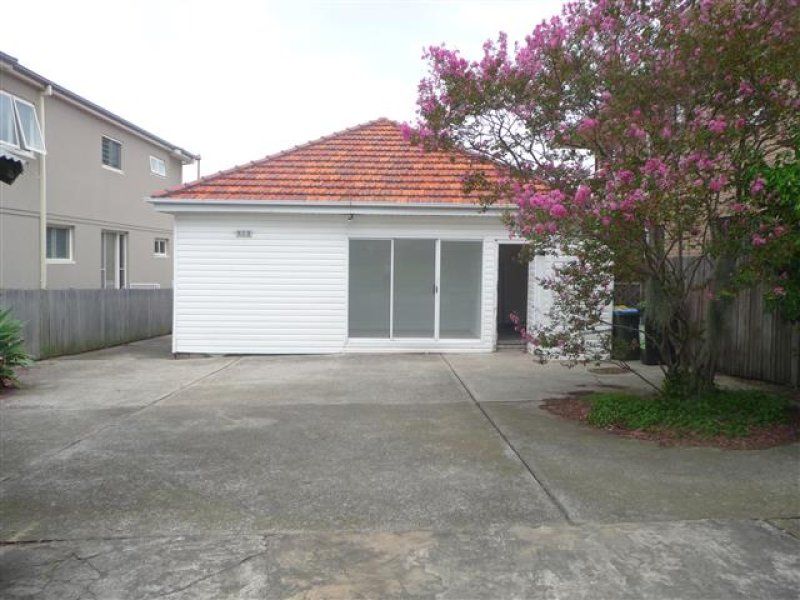 Real Estate For Lease 14 De Chair Road Narraweena , NSW