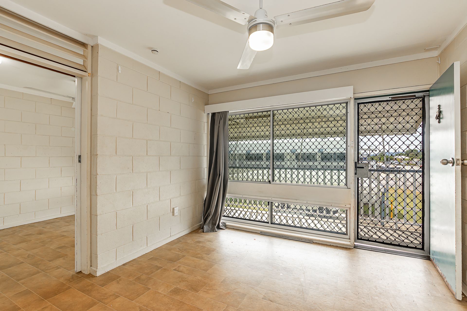 3/115 Mooney Street, Gulliver Harcourts Kingsberry Townsville