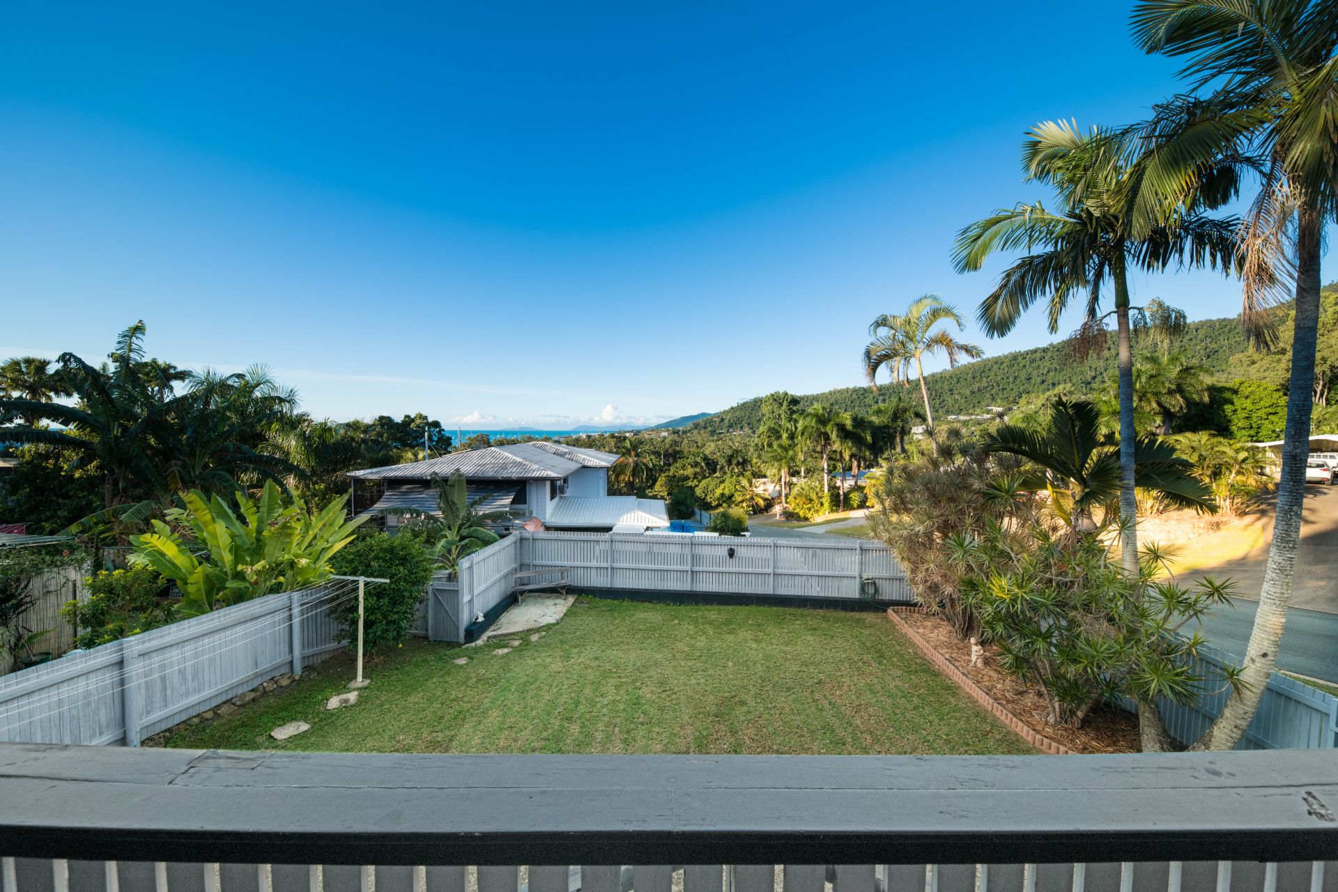 22 Manooka Drive, Cannonvale Taylors Property Specialists