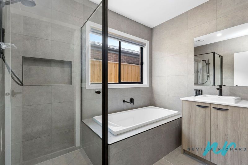 34 Reardon Crescent, St Leonards Neville Richards Real Estate