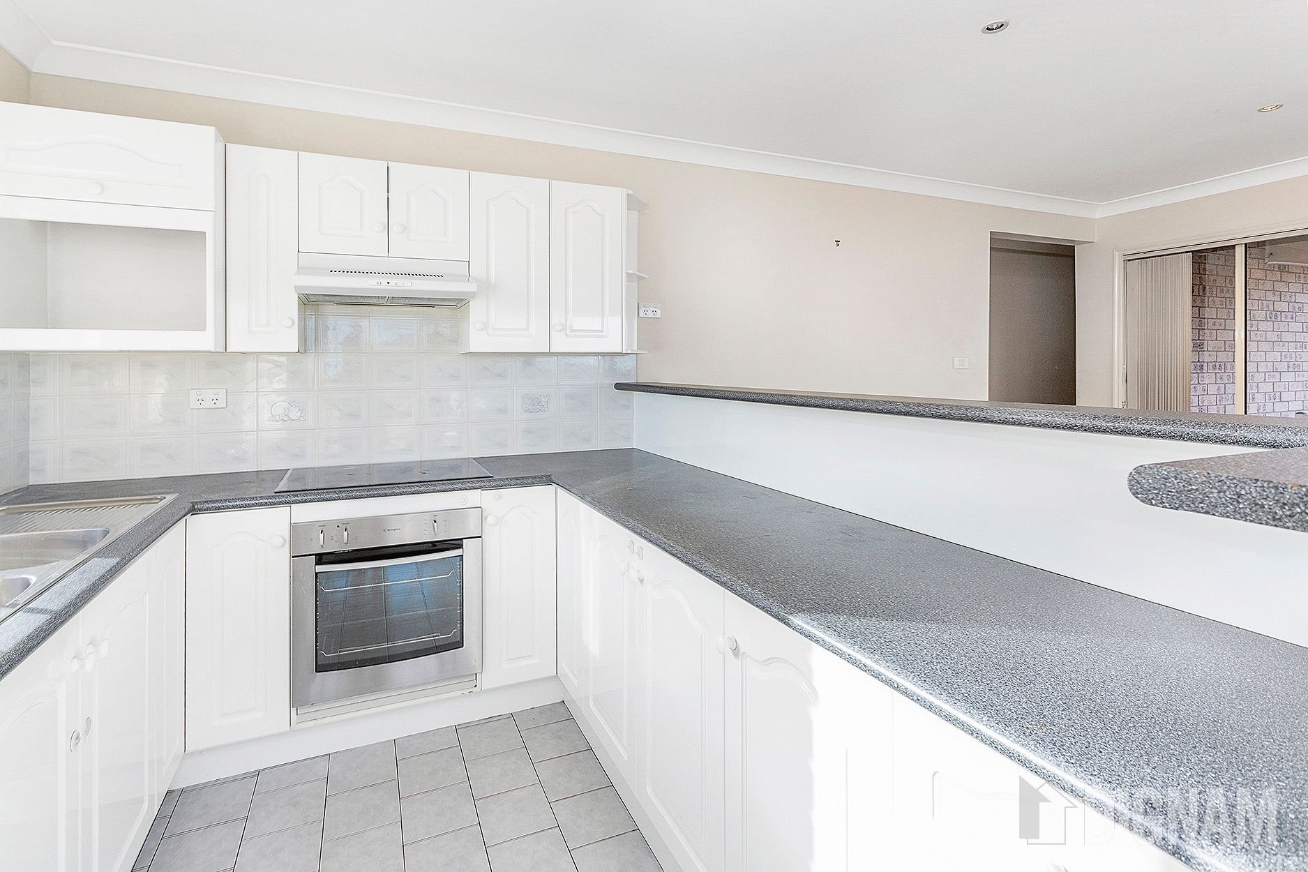 Real Estate For Lease 40b Spring Street Mount Keira , NSW