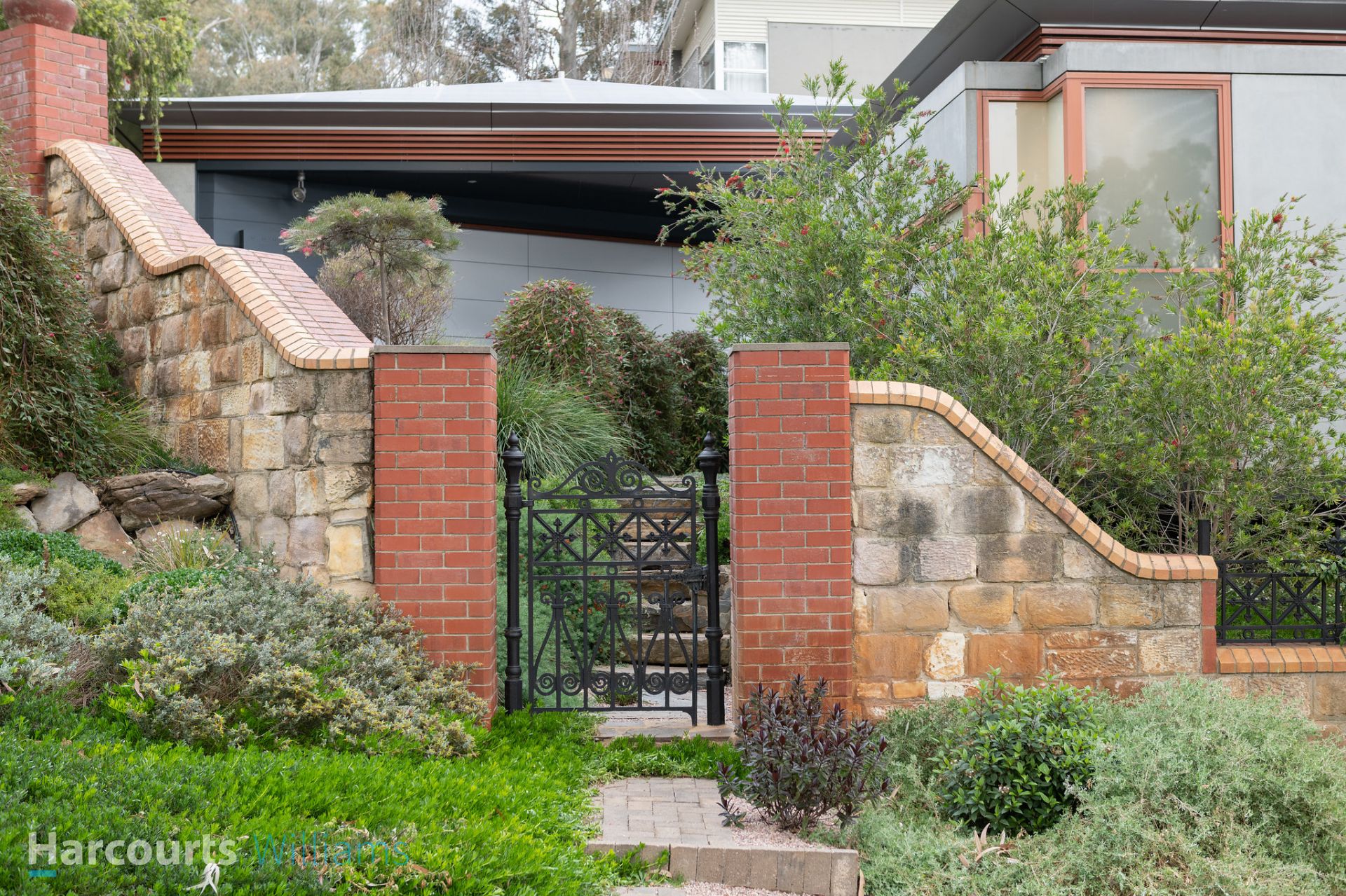 18 Waratah Way, Stonyfell Williams Real Estate