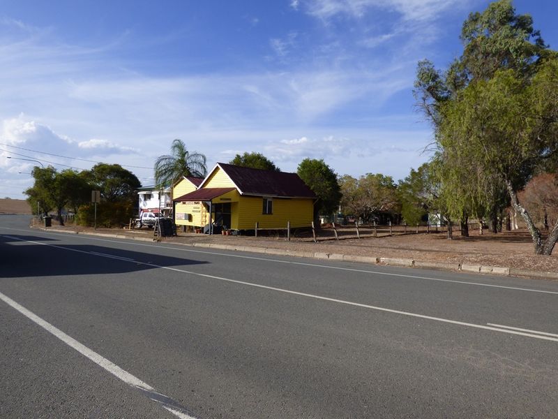 Real Estate For Sale 26 Fassifern Street Peak Crossing , QLD