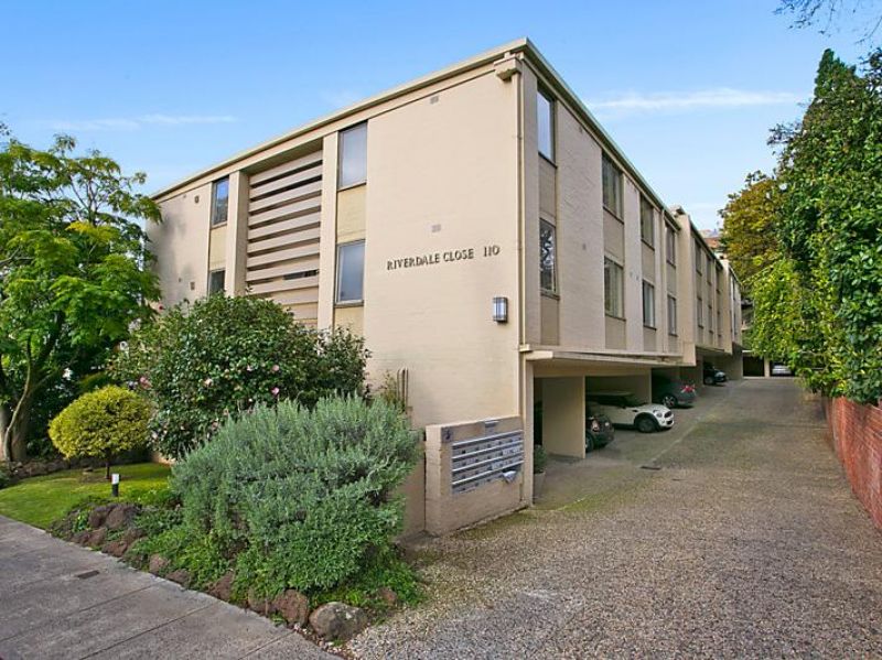 19/110 Caroline Street, South Yarra Williams Batters