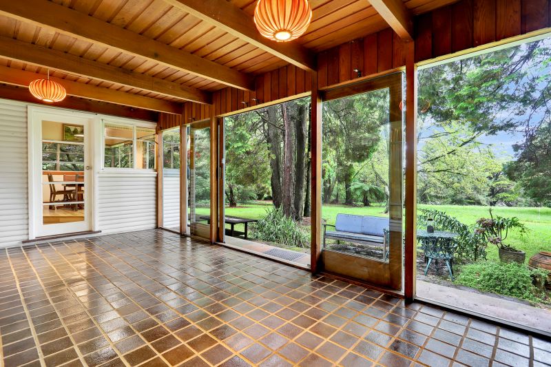 9 Rainbow Ravine Road, Mount Tomah BCM Property