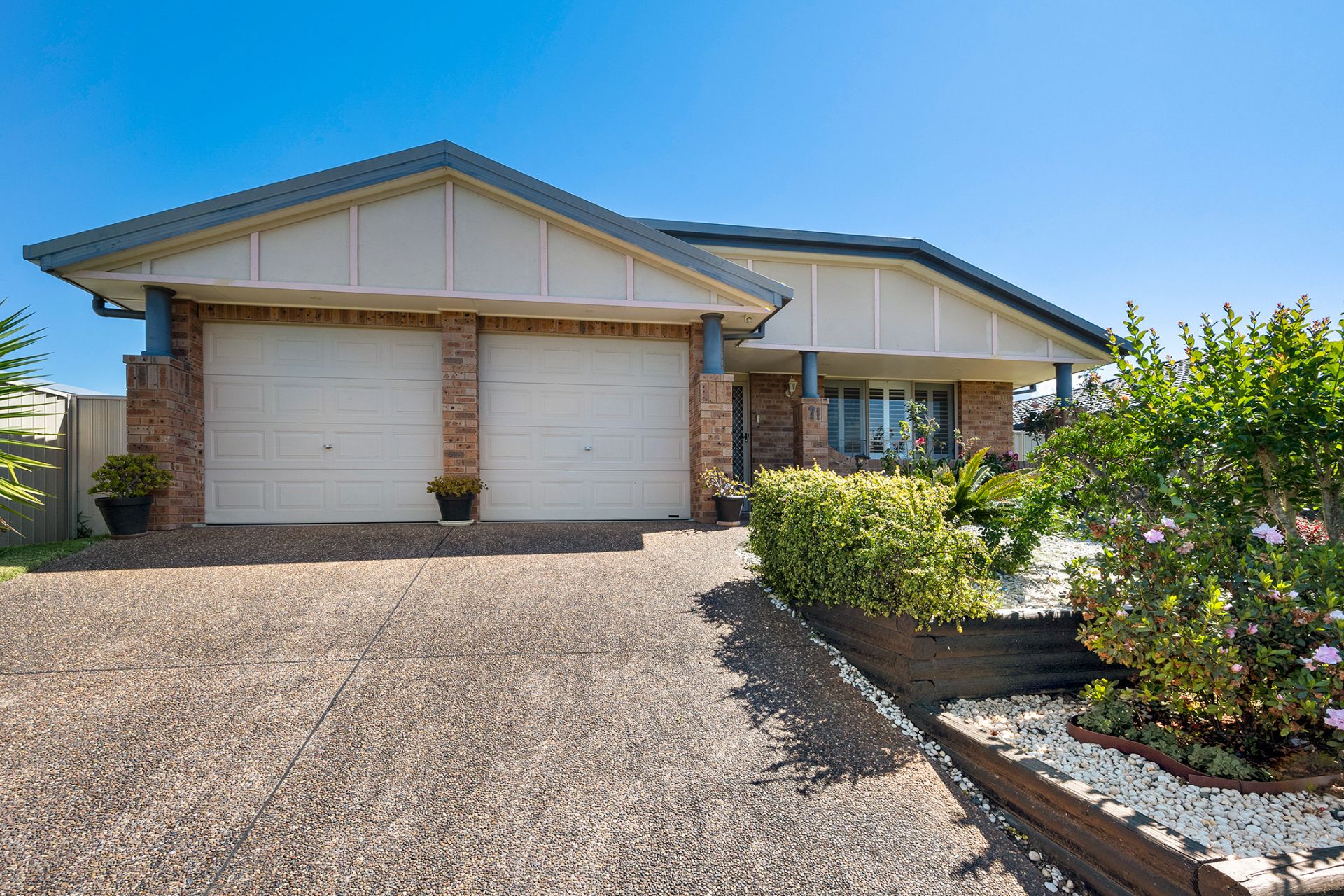 Real Estate For Lease 71 DeHavilland Circuit Hamlyn Terrace , NSW