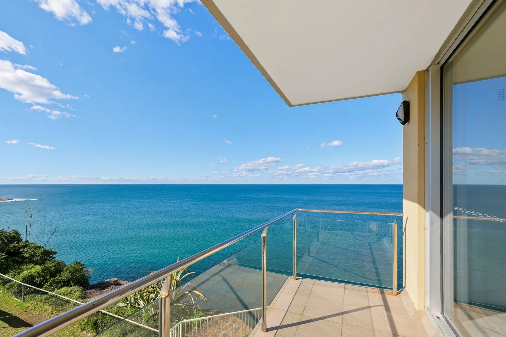 Real Estate For Lease 4/2 Queenscliff Road Queenscliff , NSW