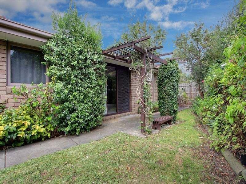 Real Estate For Sale 2/5 Carnoustie Grove Mornington , VIC