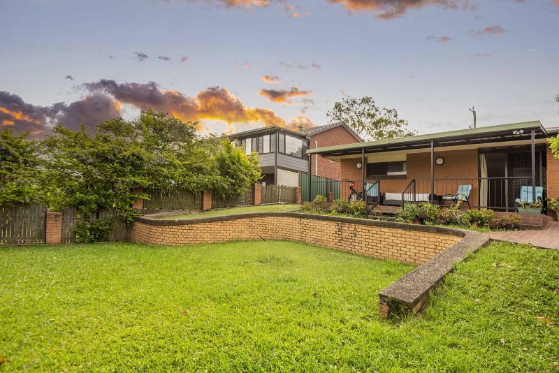 Real Estate For Sale 138 Barbaralla Drive Springwood , QLD