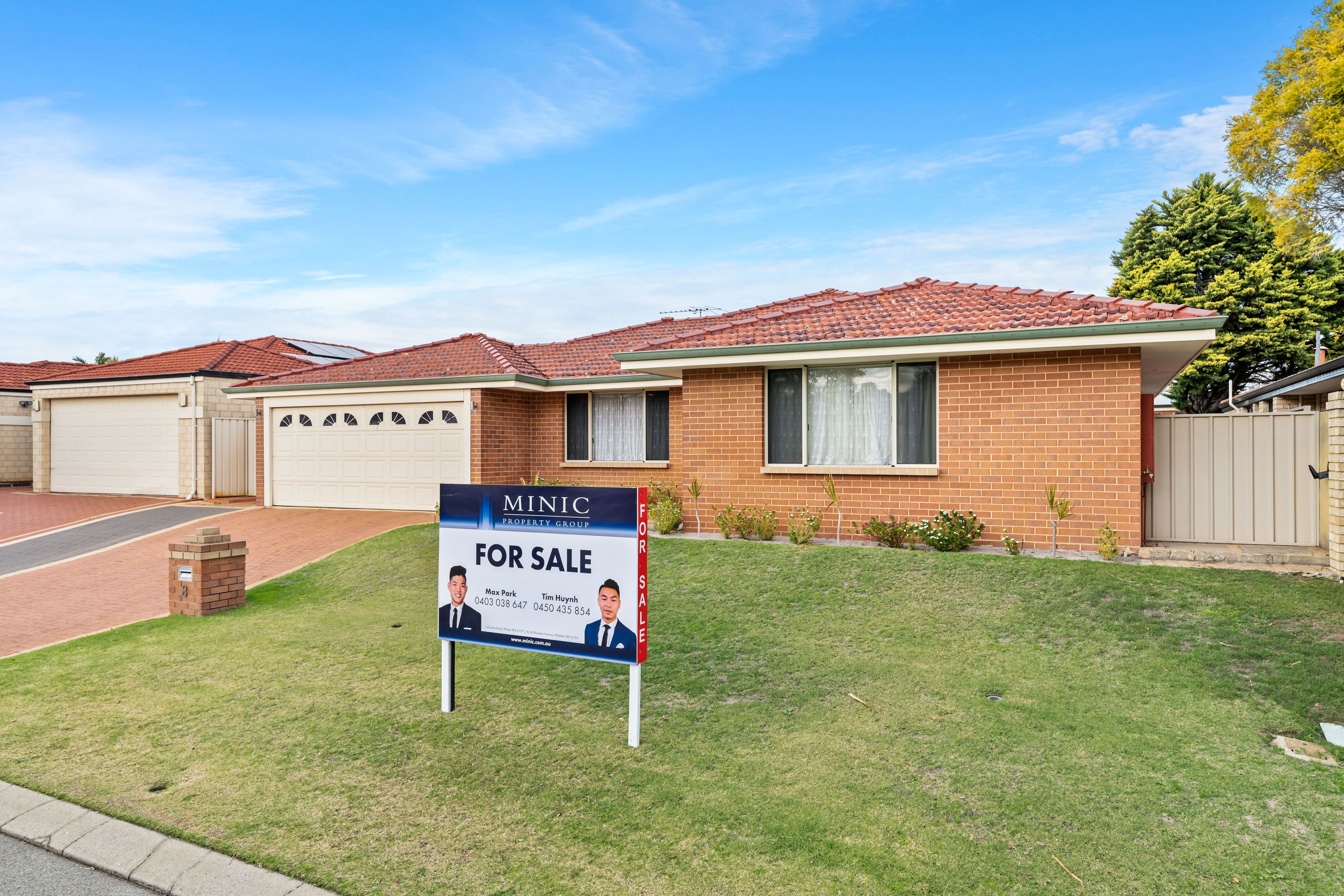 Real Estate For Sale 8 Pinewood Walk Canning Vale , WA