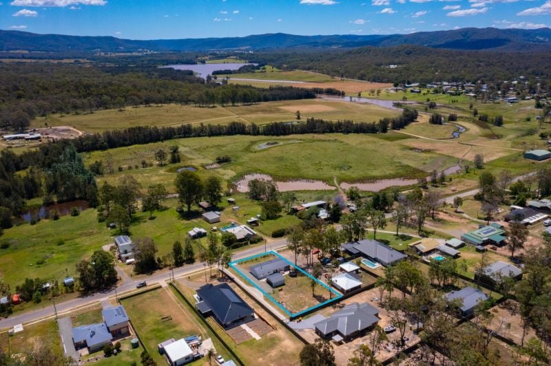 Real Estate For Sale 14 Campbell Street Ellalong , NSW