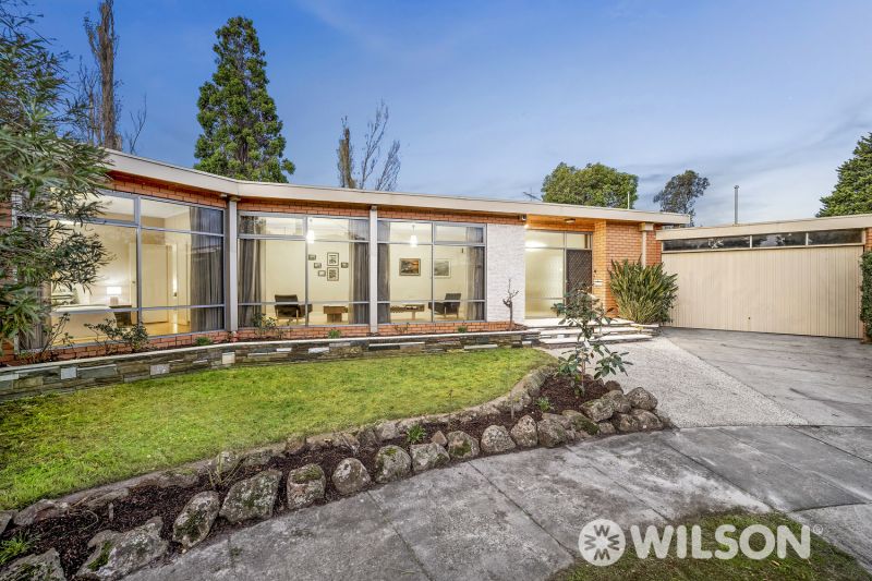 2 Wimbledon Court, ST KILDA EAST Wilson Agents
