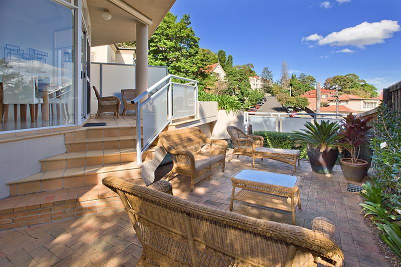 Real Estate For Lease 2/2 Montpelier Street Neutral Bay , NSW