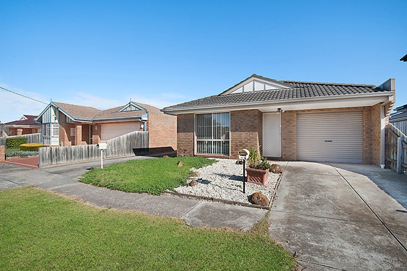 For Sale By Owner Altona Meadows VIC 3028 4 Townsing Court