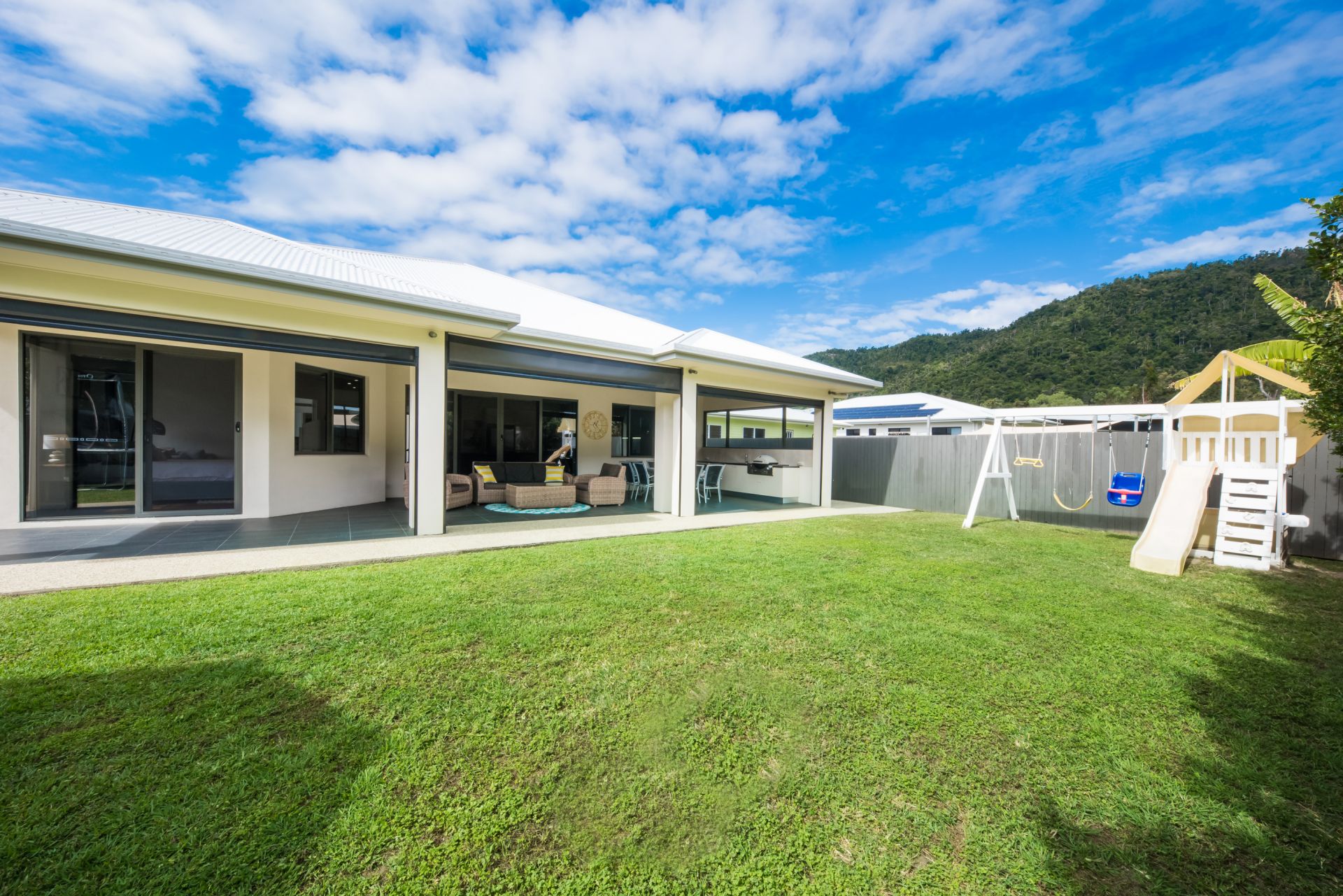 120 Jubilee Pocket Road, Jubilee Pocket Taylors Property Specialists