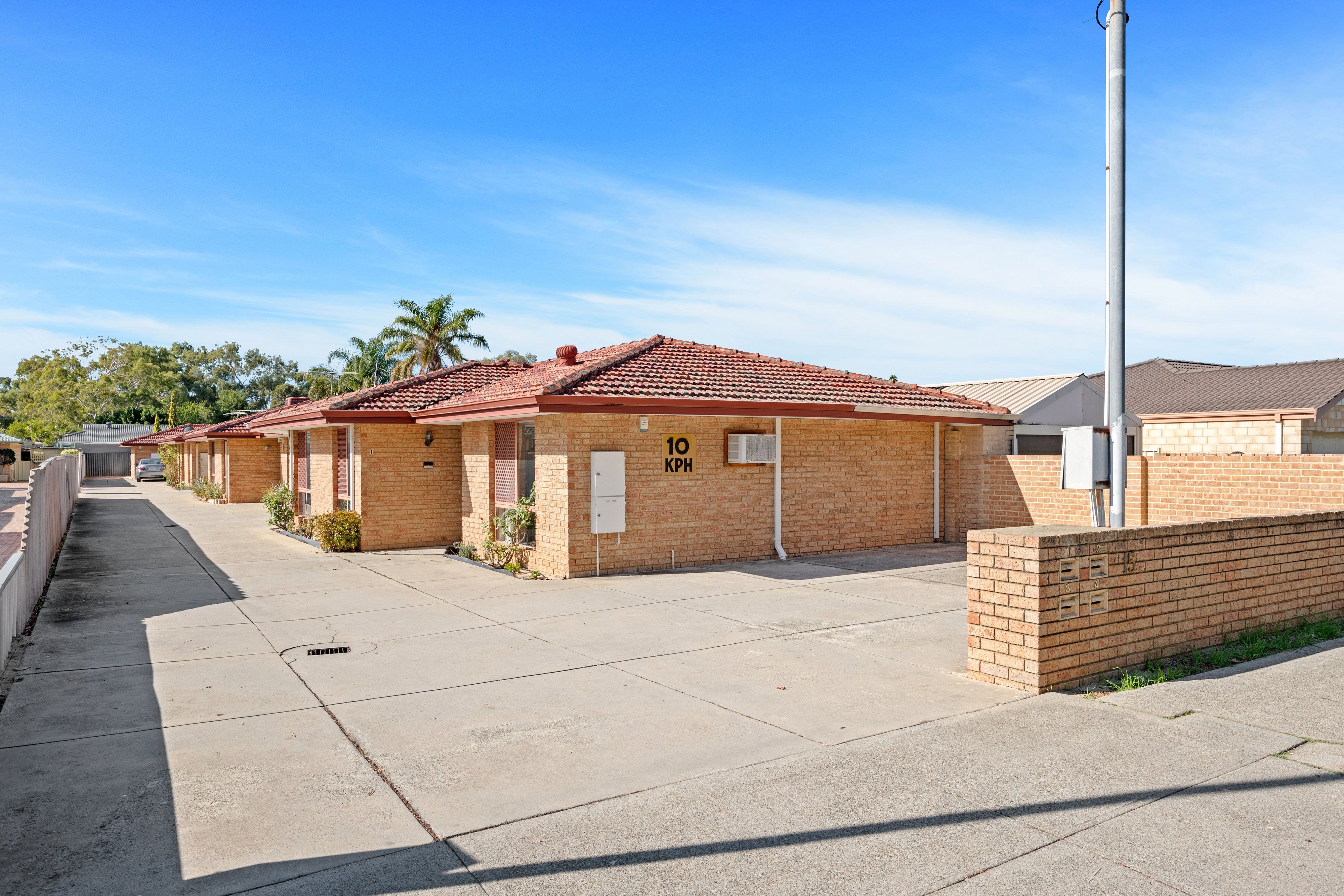 Real Estate For Sale 1/15 Herndon Close Cannington , WA