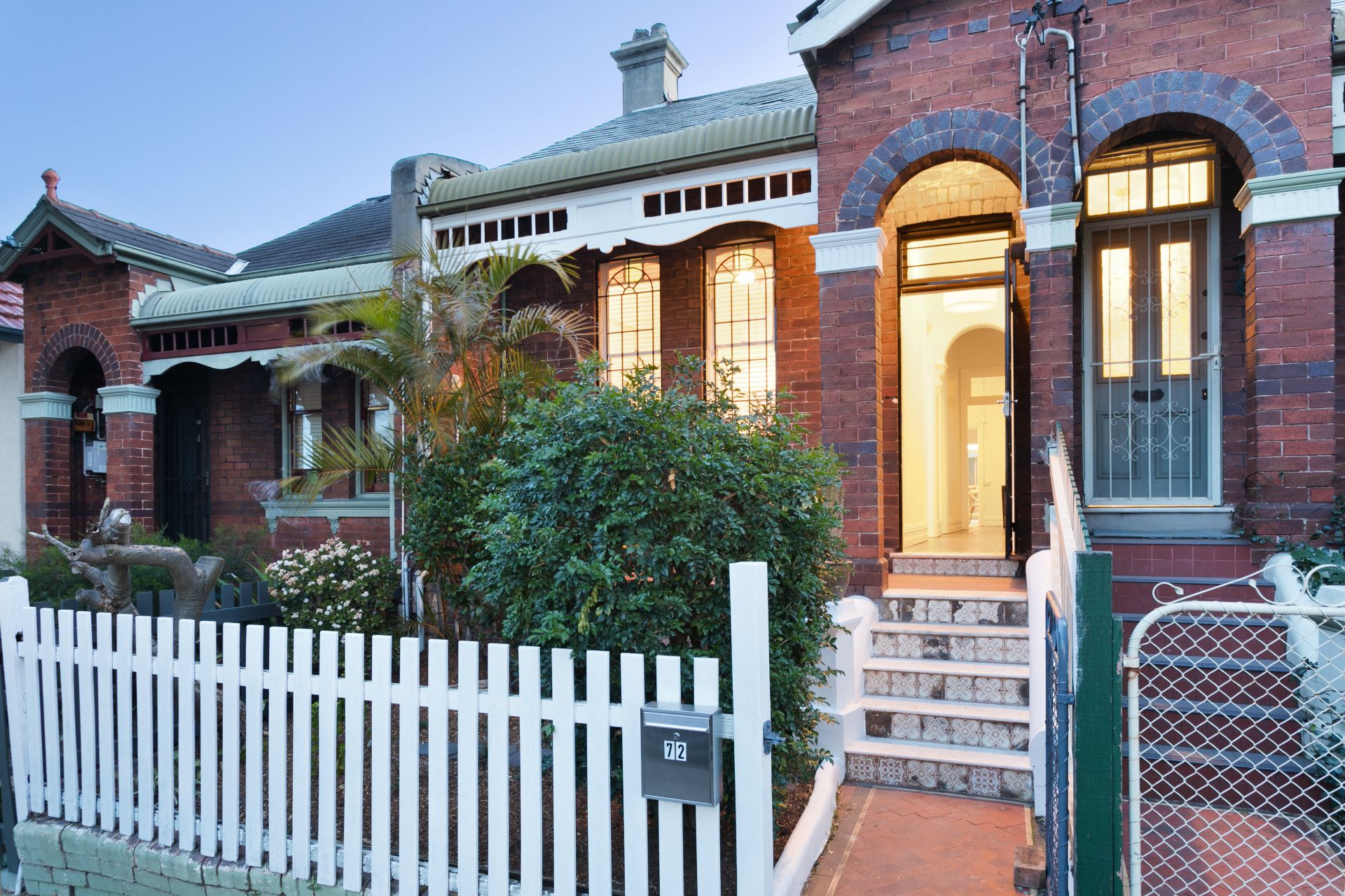 Sold property Sold Price for 72 Northumberland Avenue Stanmore NSW