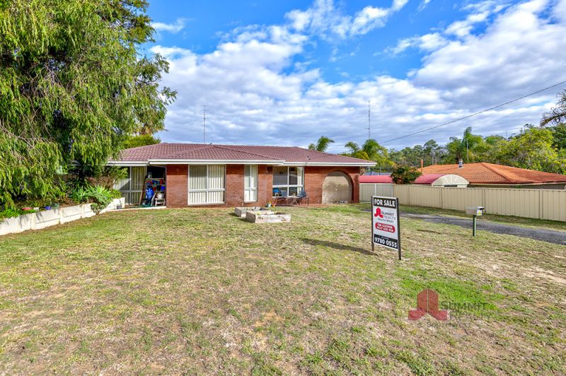 Real Estate For Sale 36 Dunbarton Way Withers , WA