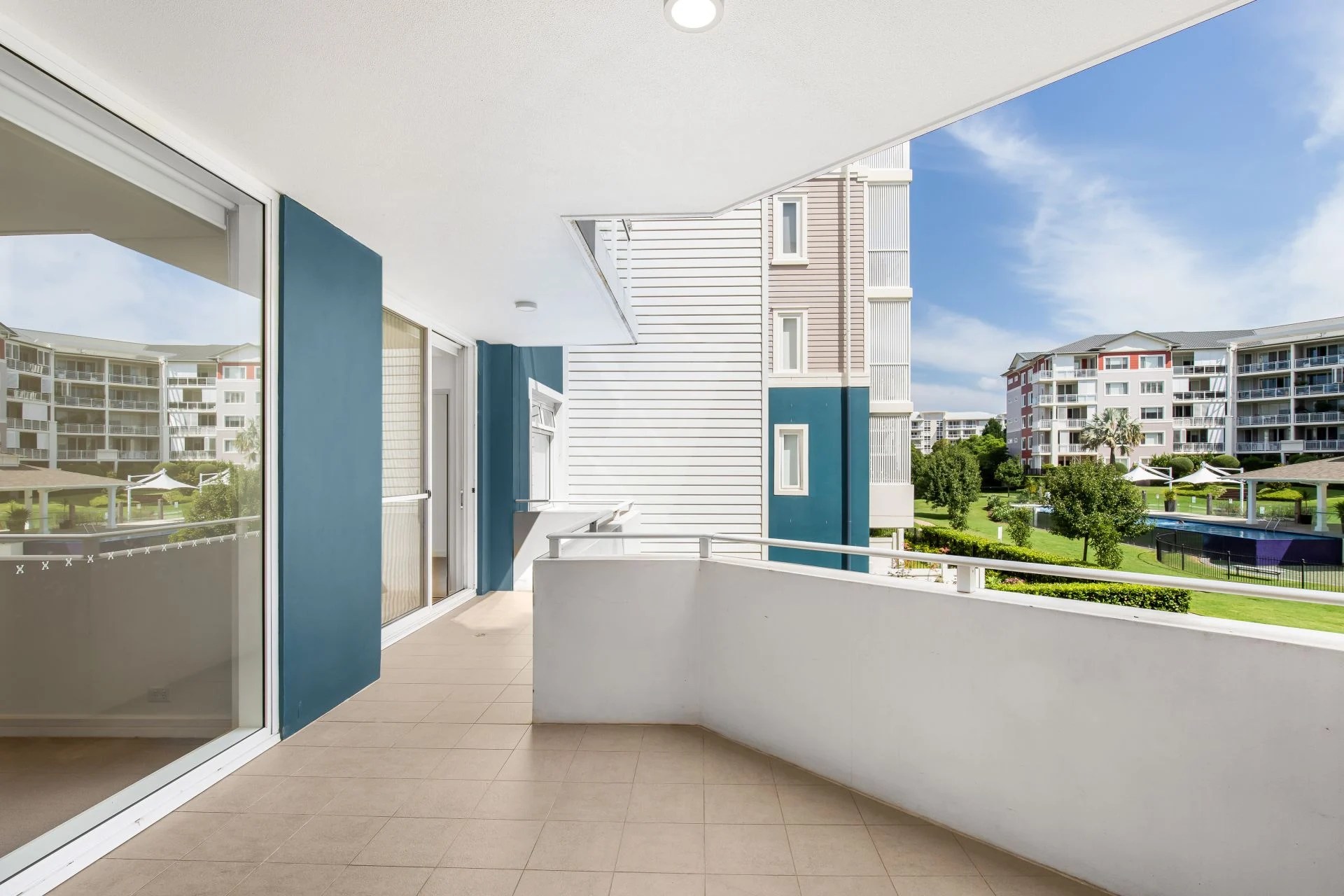 207/38 Peninsula Drive, Breakfast Point Point Residential